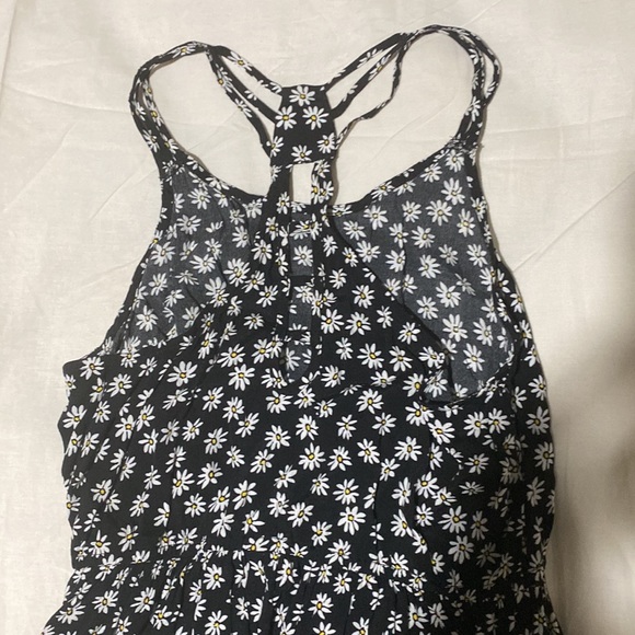 Black daisy halter dress - Picture 4 of 5